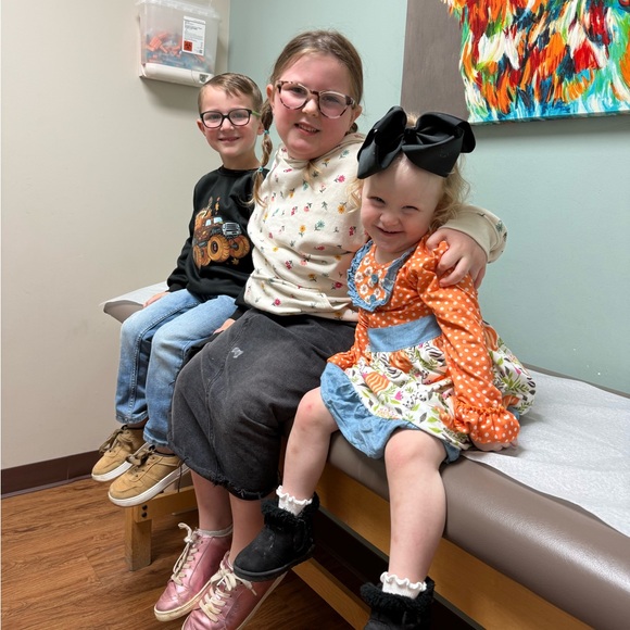 Meet your Posher, Stephanie - Picture 12 of 13